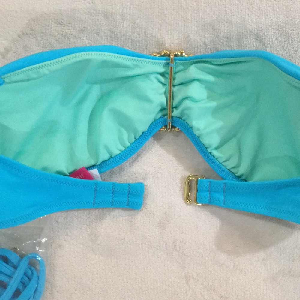 Victoria’s Secret bandeau bikini top - Picture 8 of 8